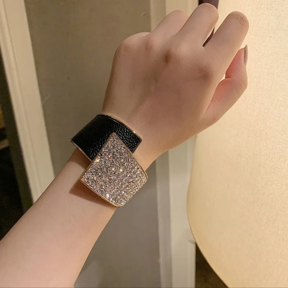 Fashion Geometric Cuff Bracelet Crystal Spring Open Wide Leather Bracelet Trendy - Picture 6 of 7